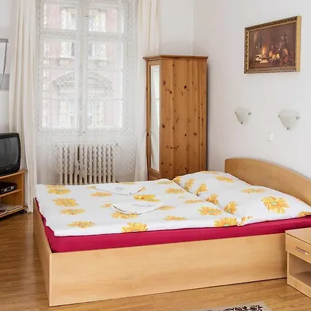 Charles Bridge Bed & Breakfast Prague