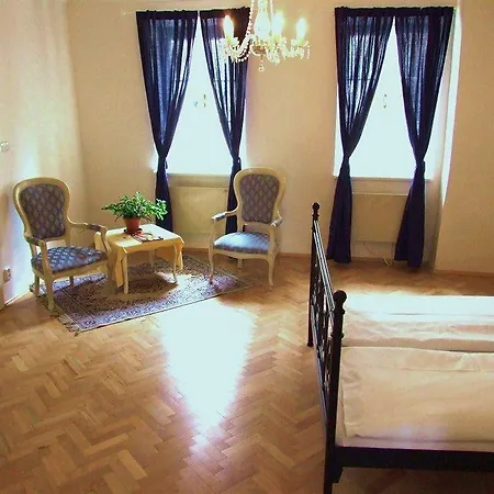 Bed & Breakfast Charles Bridge 3*